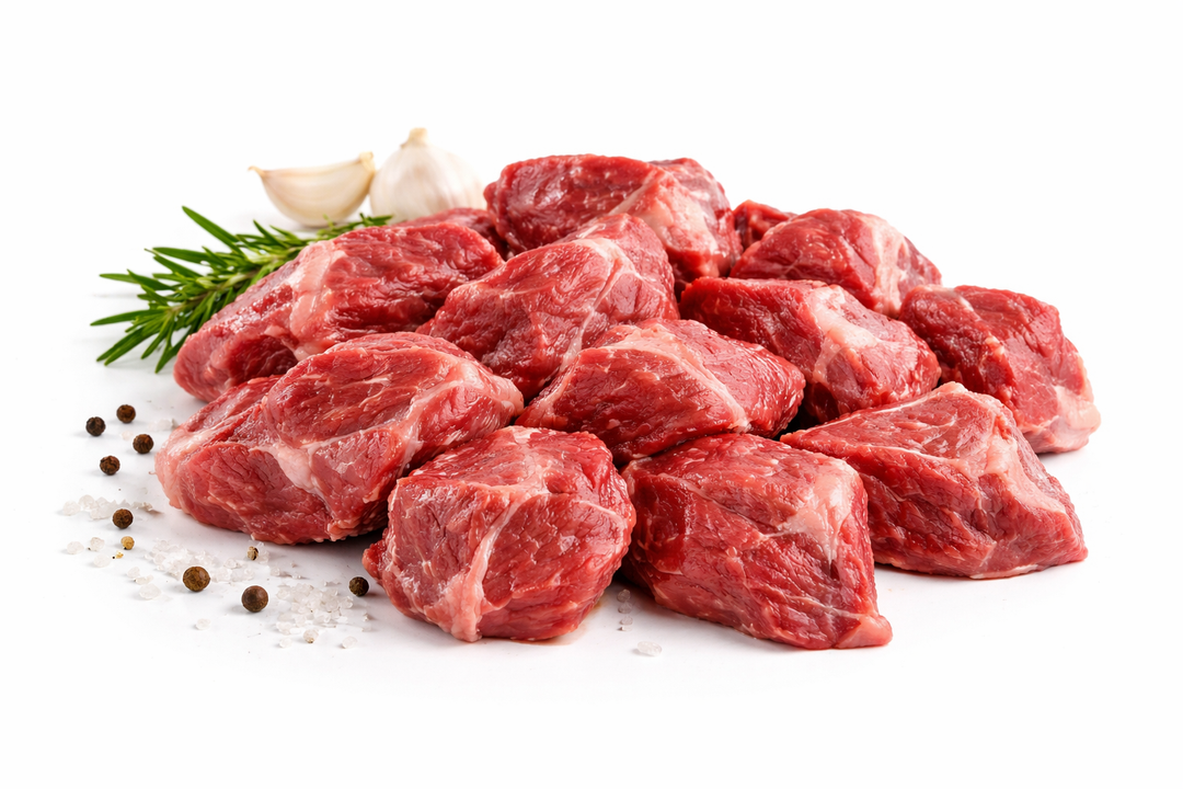 Carnetta di bovino adulto toscano tagliata a mano, pezzi irregolari di carne fresca per ristorazione e cucina professionale B2B

