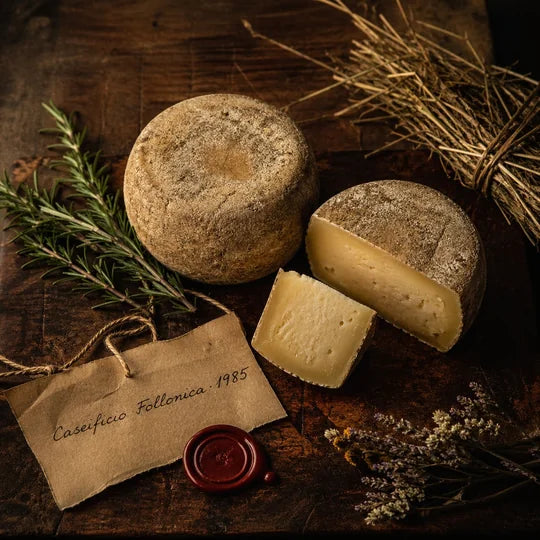 Caseificio Follonica - Pecorino Toscano DOP e stagionato di grotta in Maremma