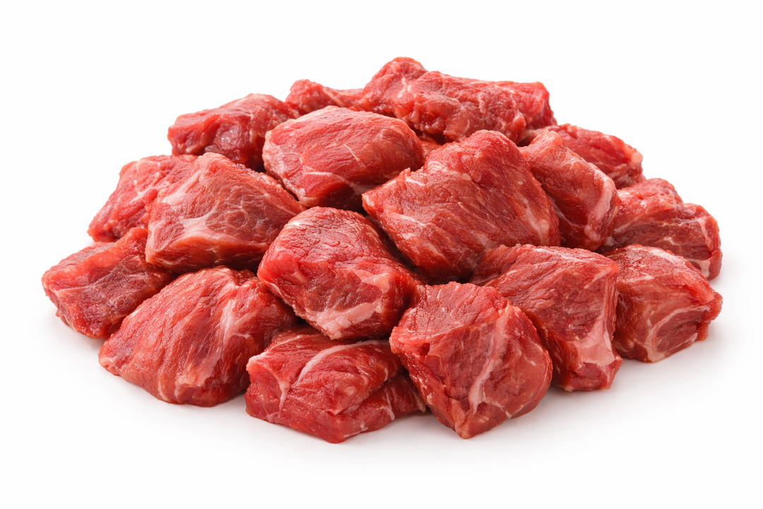 Spezzatino di bovino adulto italiano a taglio irregolare, carne fresca per ristorazione professionale B2B